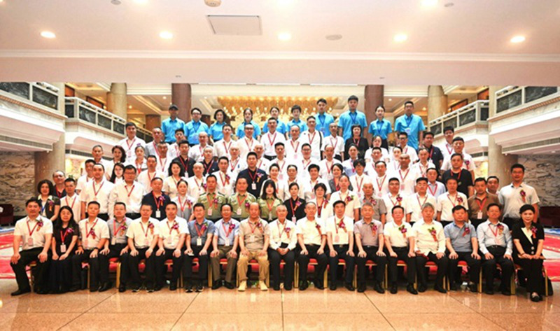 1753704203330205.jpg 2.jpg