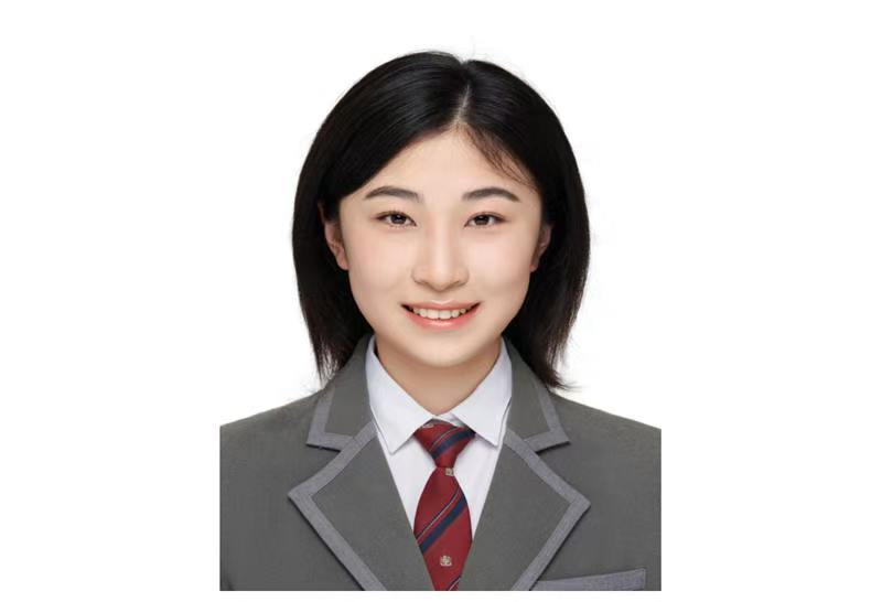 1758013104902285.jpg 郑欣宇照片.jpg