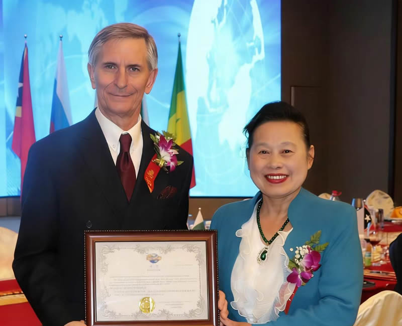 1766851793857353.jpg 32.jpg