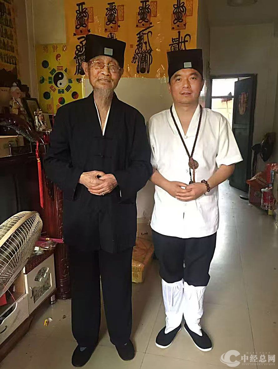 01.jpg